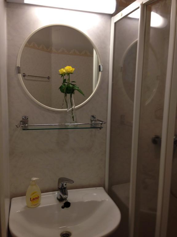 Hoiland Gard Gardshotellet Hjelmeland Kamer foto