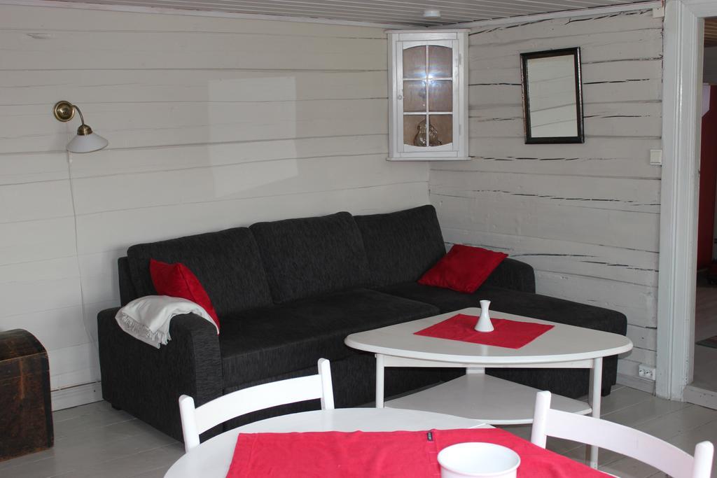 Hoiland Gard Gardshotellet Hjelmeland Kamer foto
