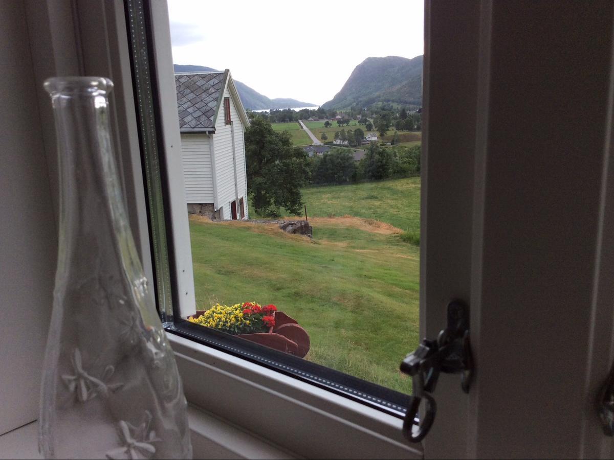 Hoiland Gard Gardshotellet Hjelmeland Buitenkant foto