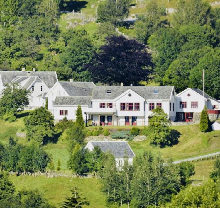 Hoiland Gard Gardshotellet Hjelmeland Buitenkant foto